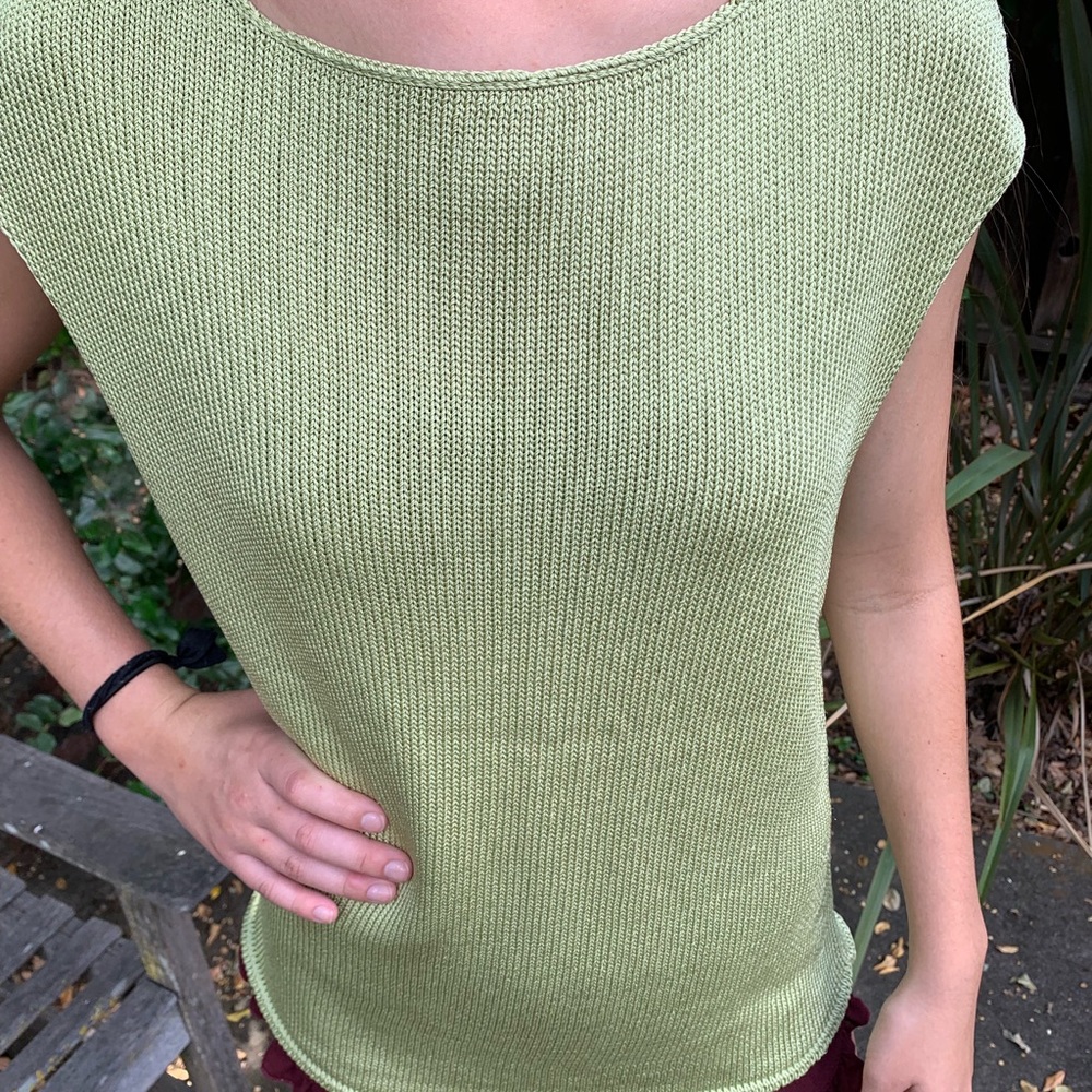 Silk knit sleeveless sweater